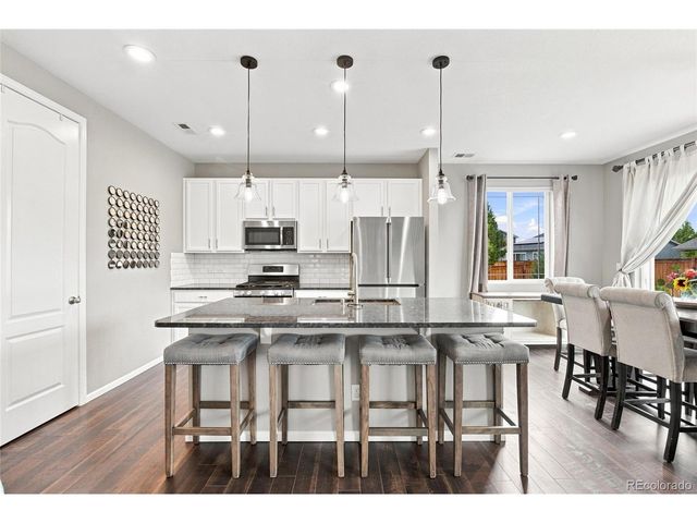 25647 E Maple Ave, Aurora, CO 80018