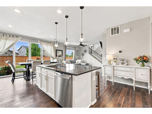 25647 E Maple Ave, Aurora, CO 80018