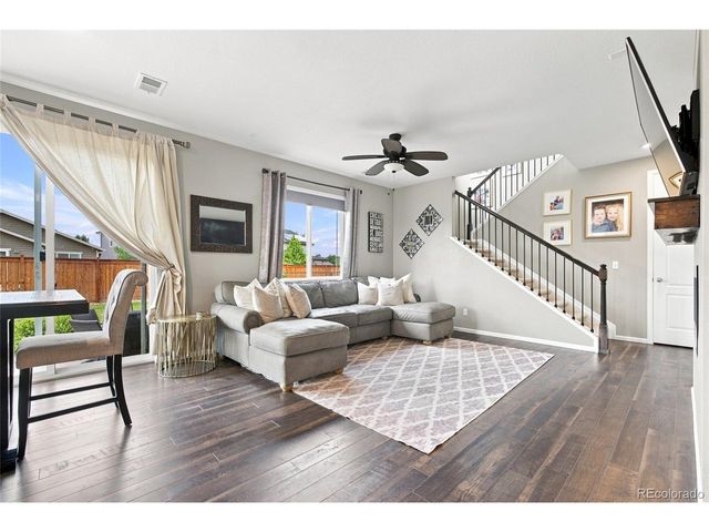 25647 E Maple Ave, Aurora, CO 80018