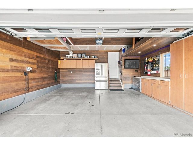 25647 E Maple Ave, Aurora, CO 80018
