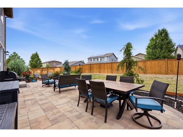 25647 E Maple Ave, Aurora, CO 80018