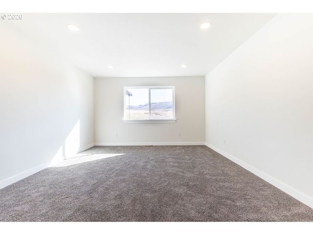 320 HERITAGE Ln, Union, OR 97883