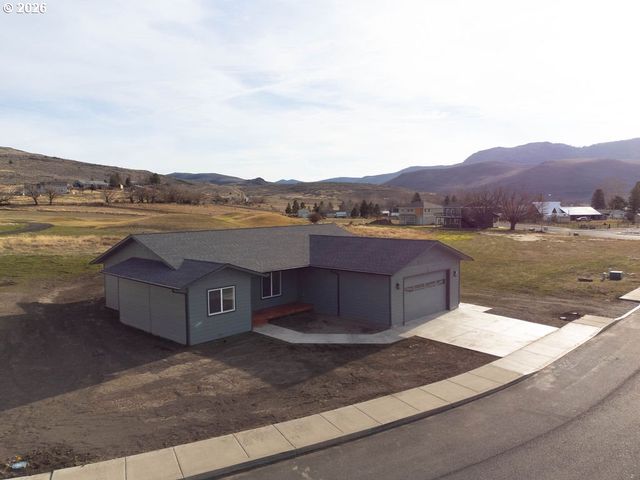 320 HERITAGE Ln, Union, OR 97883