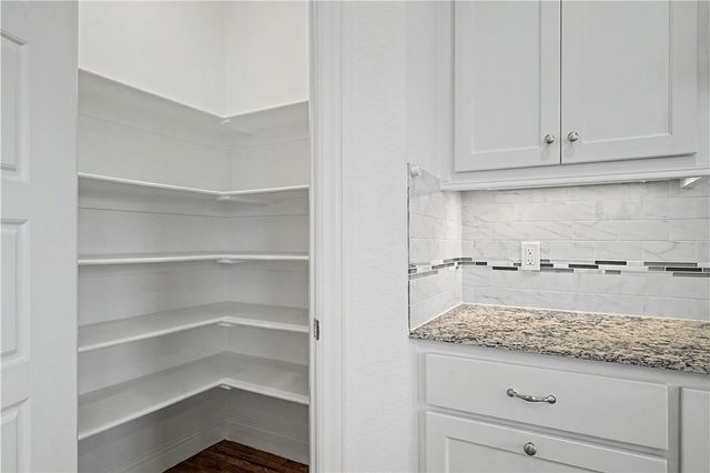 6209 S 56th Street, Rogers, AR 72758