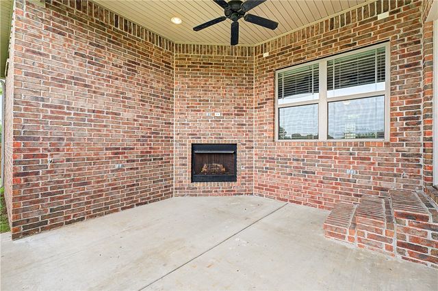 6209 S 56th Street, Rogers, AR 72758