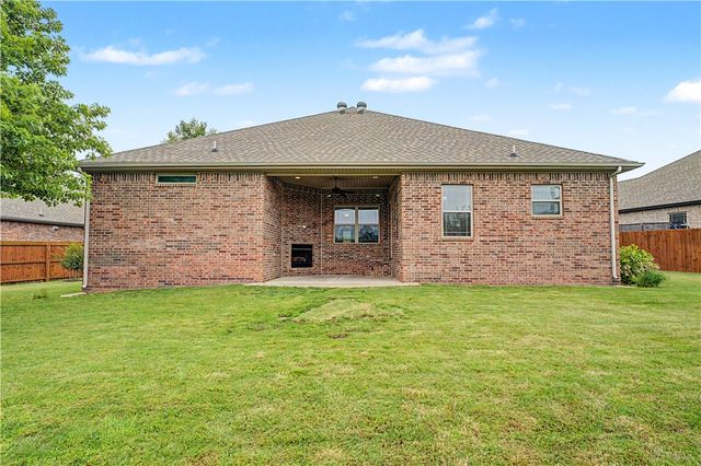 6209 S 56th Street, Rogers, AR 72758