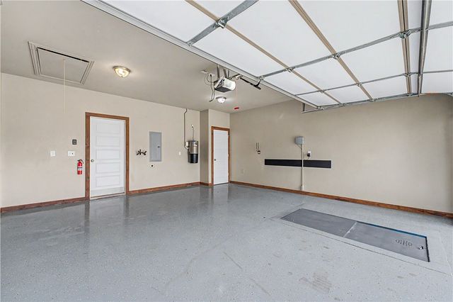 6209 S 56th Street, Rogers, AR 72758