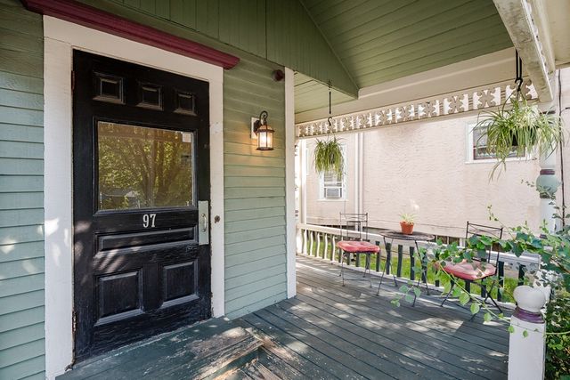 97 College Ave 1, Somerville, MA 02144