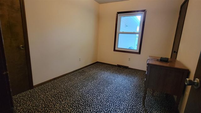 512 Faircrest Avenue, Grand Rapids, MI 49534