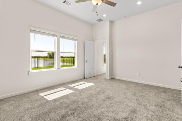 6643 Escondido Dr, Rosharon, TX 77583