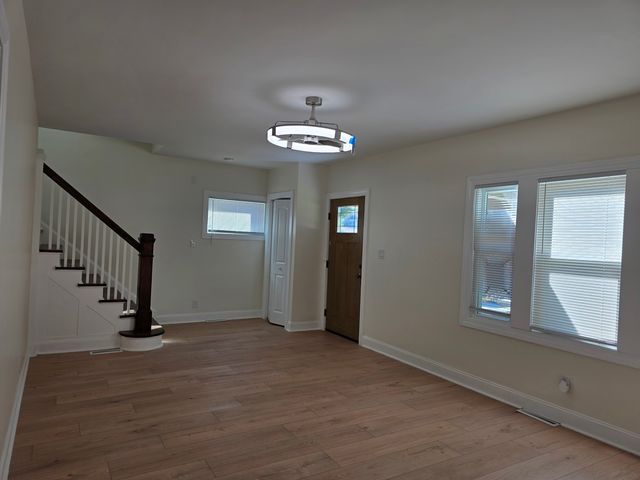 418 Hull Court, Waukegan, IL 60085