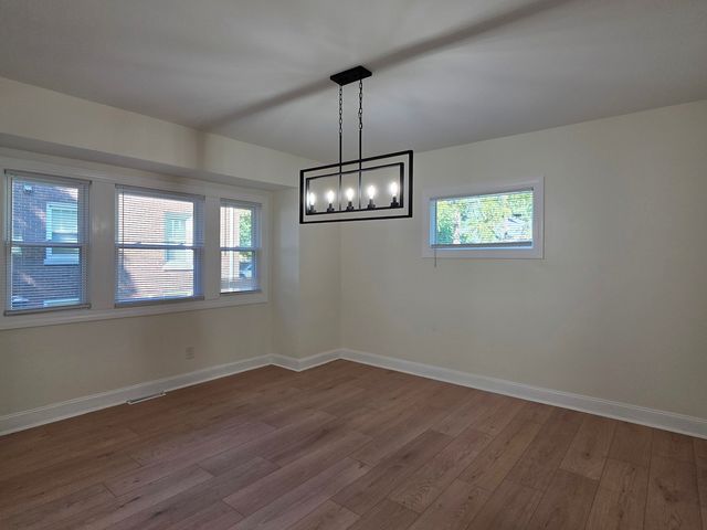 418 Hull Court, Waukegan, IL 60085