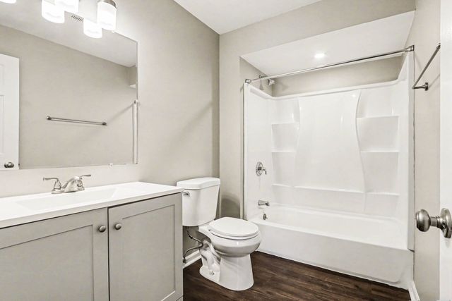 18103 Cherrywood Lane, Homewood, IL 60430