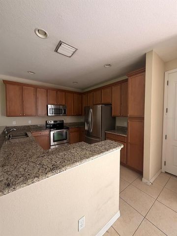1911 SILVERWEED WAY, Oviedo, FL 32765