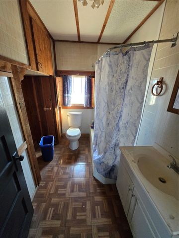 481 Avenue D, Lawn, TX 79530