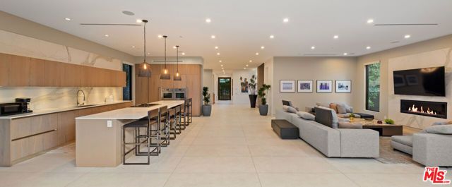 623 N EDINBURGH Avenue, Los Angeles, CA 90048