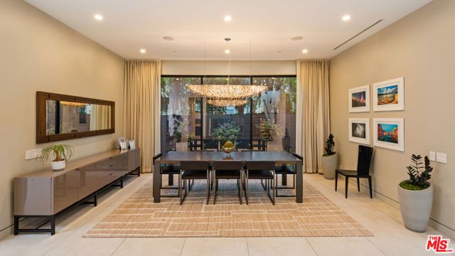 623 N EDINBURGH Avenue, Los Angeles, CA 90048