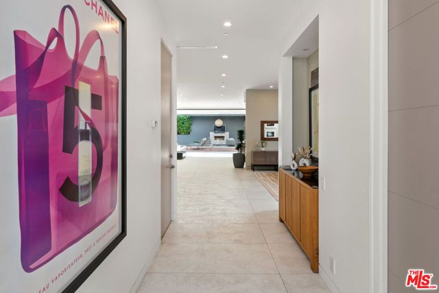 623 N EDINBURGH Avenue, Los Angeles, CA 90048