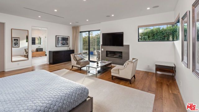 623 N EDINBURGH Avenue, Los Angeles, CA 90048