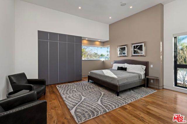 623 N EDINBURGH Avenue, Los Angeles, CA 90048