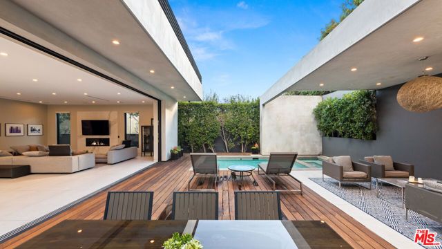 623 N EDINBURGH Avenue, Los Angeles, CA 90048