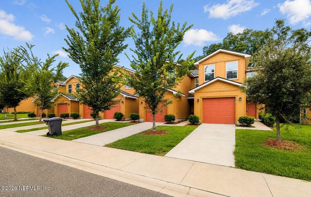 6861 LAKE MIST Lane, Jacksonville, FL 32210