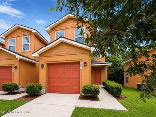 6861 LAKE MIST Lane, Jacksonville, FL 32210