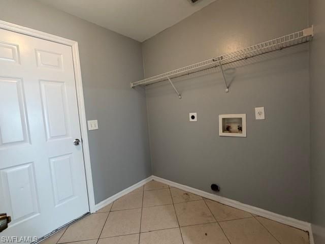 1242 Ermine ST E, Lehigh Acres, FL 33974