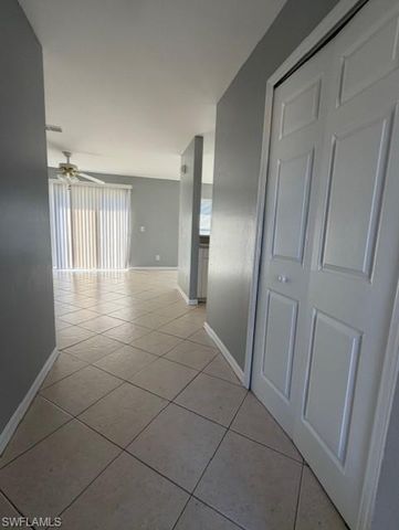 1242 Ermine ST E, Lehigh Acres, FL 33974