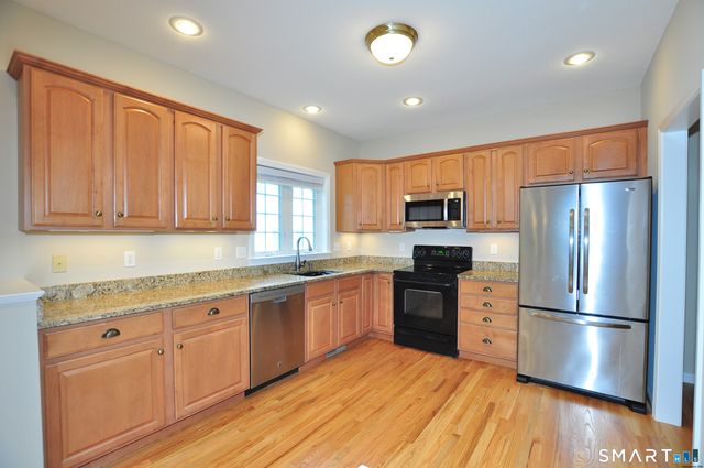 110 Turnberry Lane 110, Windsor, CT 06095