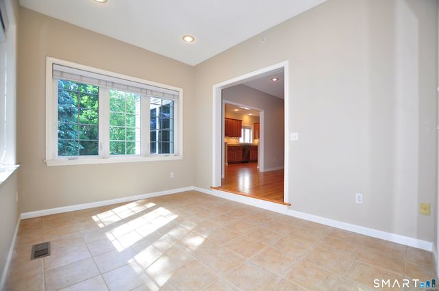 110 Turnberry Lane 110, Windsor, CT 06095