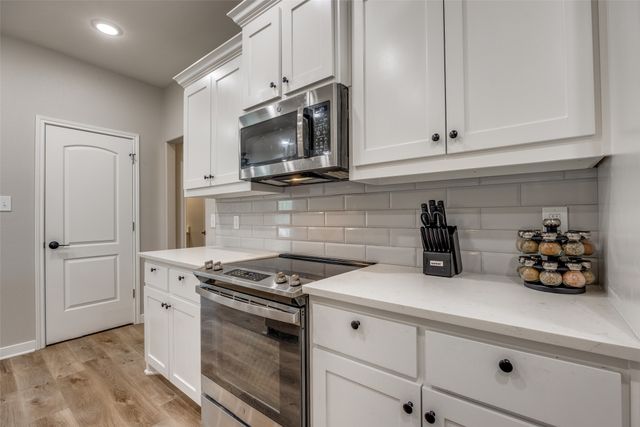 901 W Owing Street, Denison, TX 75020