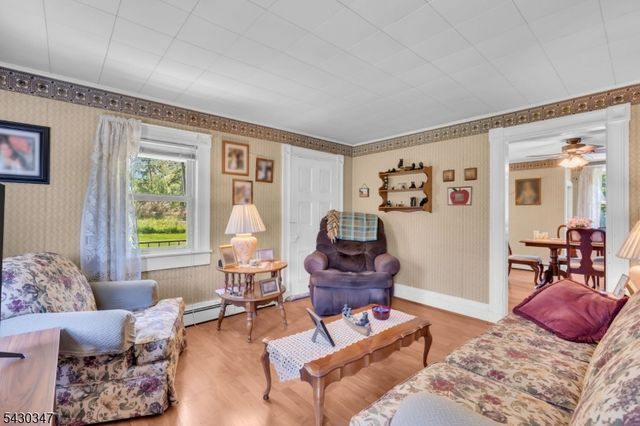 131 Vail Rd, Knowlton Twp., NJ 07832