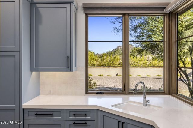 12122 E WHISPERING WIND Drive, Scottsdale, AZ 85255