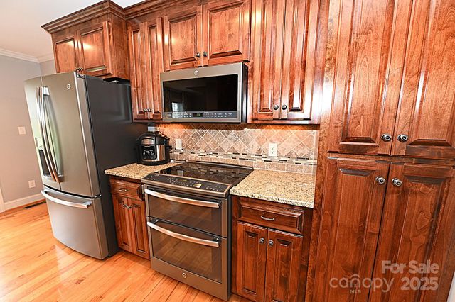 2124 Layton Lane, Newton, NC 28658