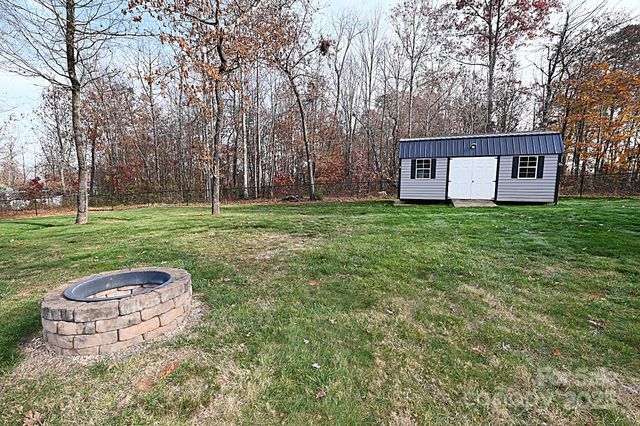 2124 Layton Lane, Newton, NC 28658