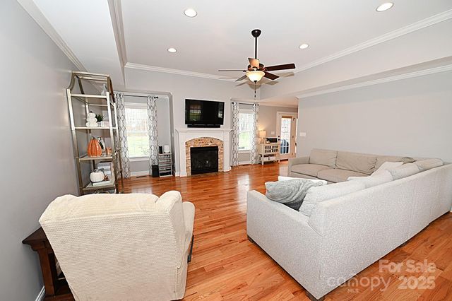 2124 Layton Lane, Newton, NC 28658