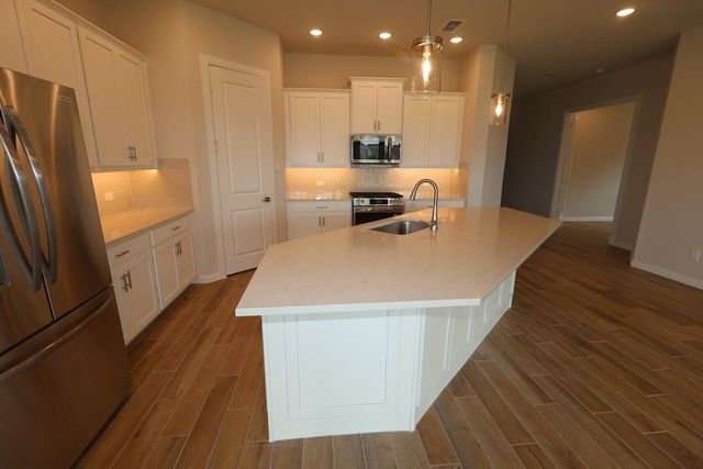 7110 Salt Dome Drive, League City, TX 77546