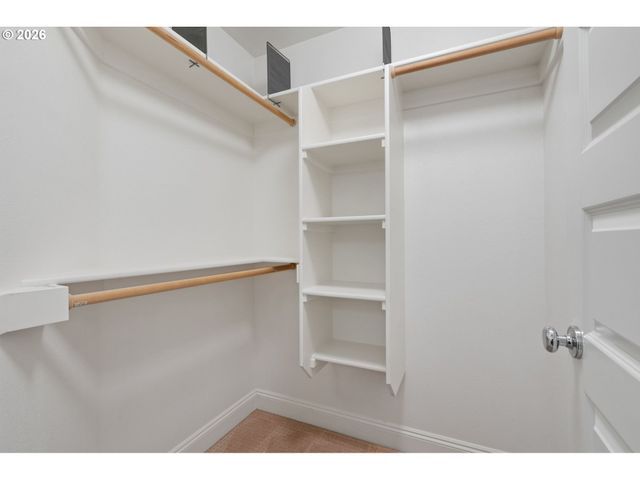 541 Ne TILLAMOOK St, Portland, OR 97212