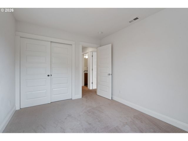 541 Ne TILLAMOOK St, Portland, OR 97212