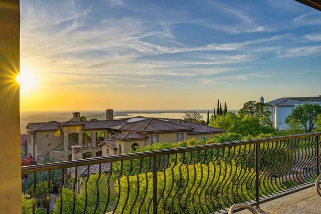 200 Powers Dr, El Dorado Hills, CA 95762