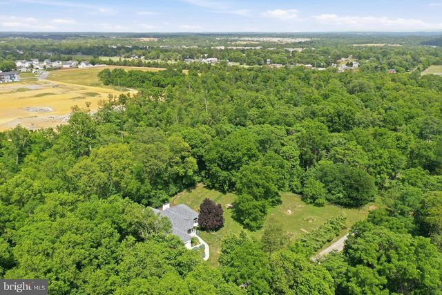 190 OUTBACK DR, Bunker Hill, WV 25413