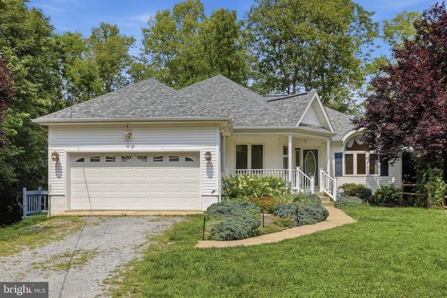 190 OUTBACK DR, Bunker Hill, WV 25413