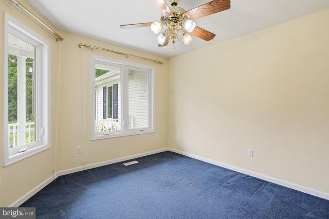 190 OUTBACK DR, Bunker Hill, WV 25413