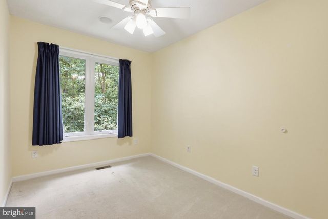 190 OUTBACK DR, Bunker Hill, WV 25413