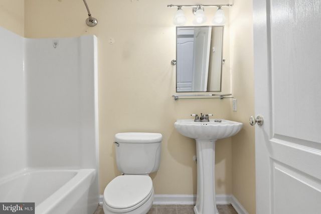 190 OUTBACK DR, Bunker Hill, WV 25413