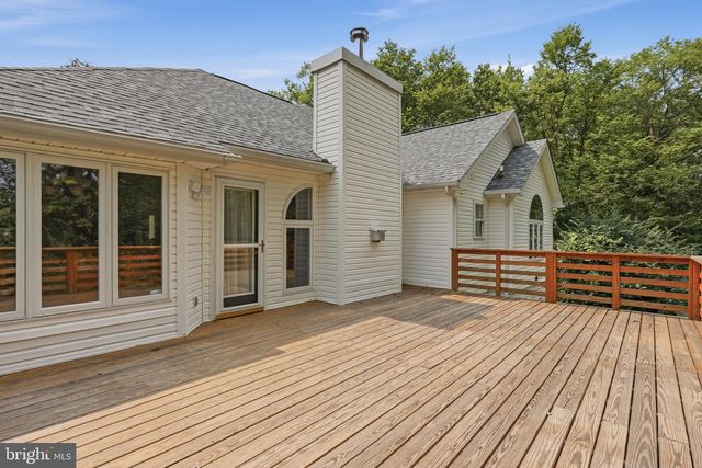 190 OUTBACK DR, Bunker Hill, WV 25413