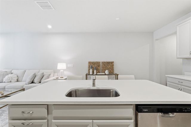 2322 SUMMERLIT STREET, Lutz, FL 33558