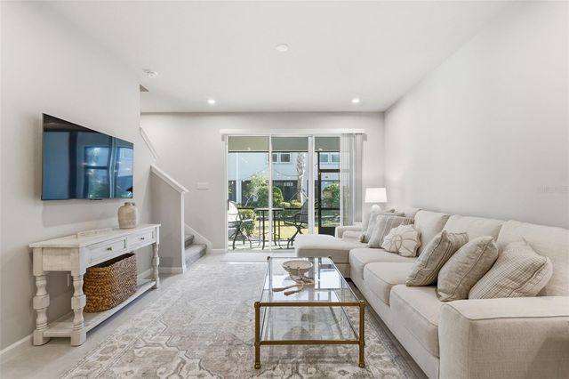 2322 SUMMERLIT STREET, Lutz, FL 33558