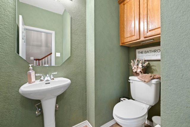 6402 Creekbend Court, Arlington, TX 76001